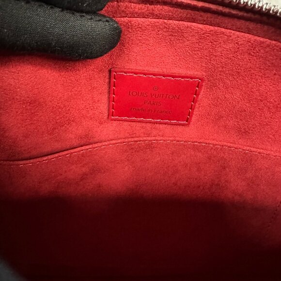 Authentic Louis Vuitton Jasmin Epi Leather Shoulder Bag - Picture 14 of 17